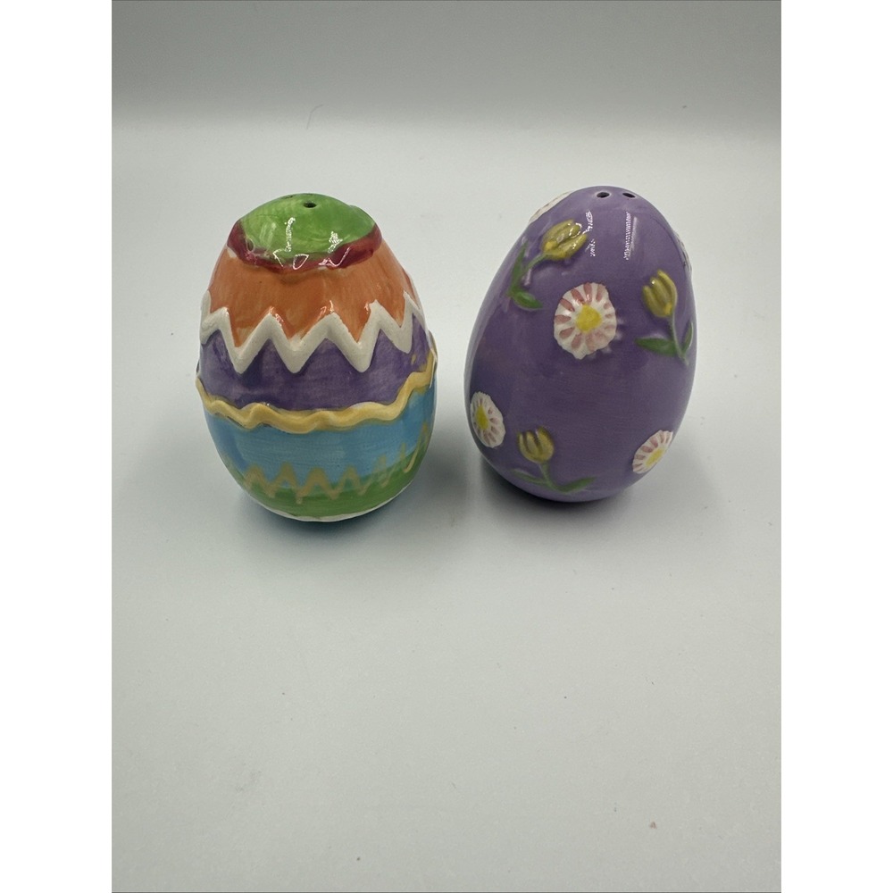 Easter Egg Salt & Pepper Shaker Set Ceramic Spring Decor Colorful Table Art Cute